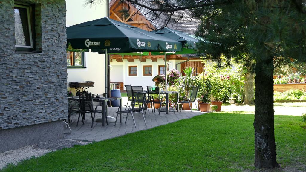 Gasthof Zur Gams Donnersbachwald Exteriör bild